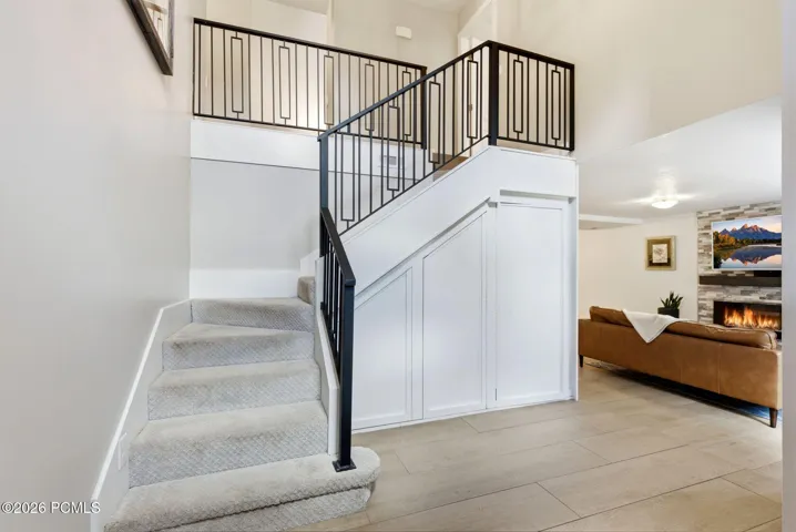 Large foyer, staircase leading to second level