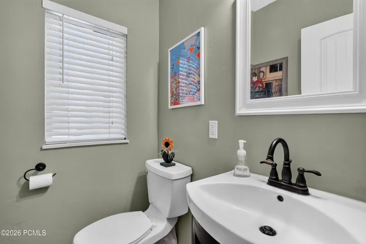 Powder room