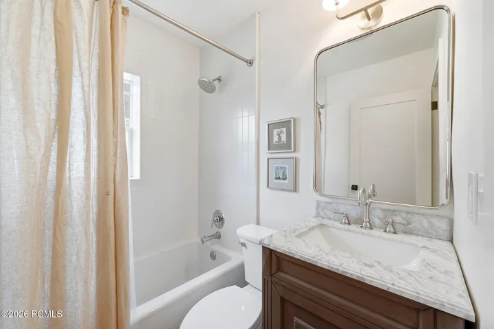 Main Floor Bathroom