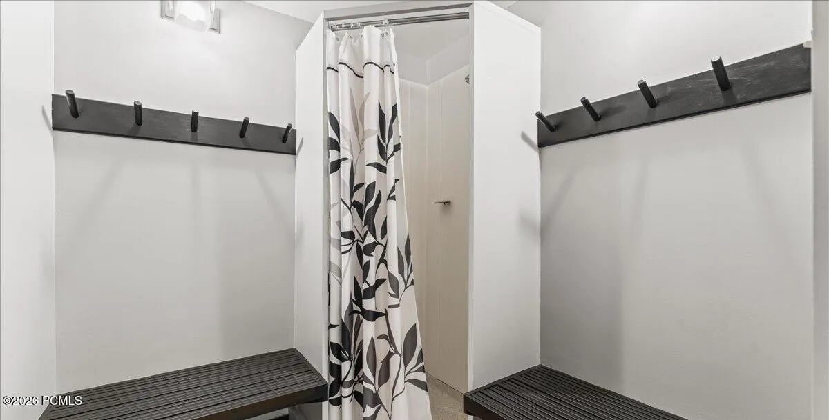changing room
