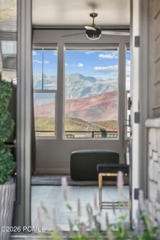 This Entry welcomes you to Unobstructed Panoramic Vistas!