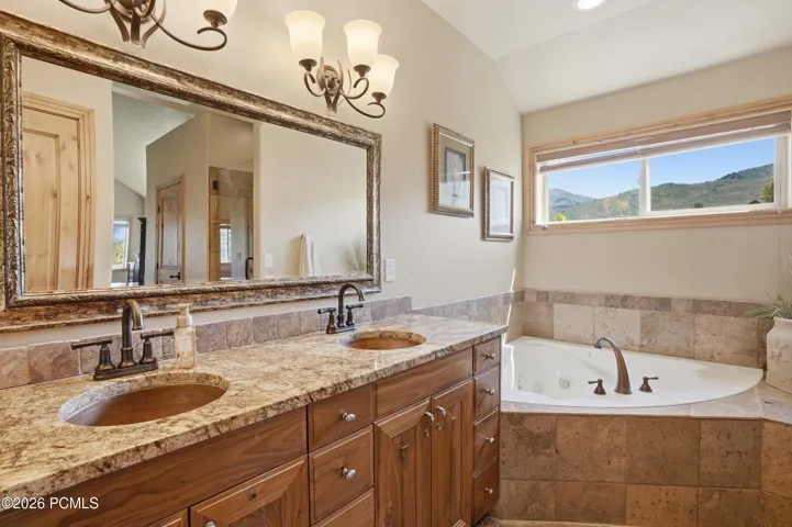Master bath dual vanity