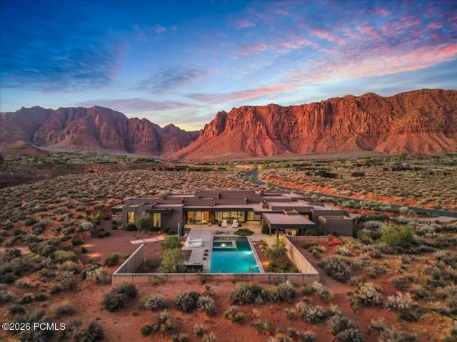 An extraordinary expression of architecture, artistry, and refined desert living!