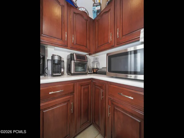 Butler Pantry