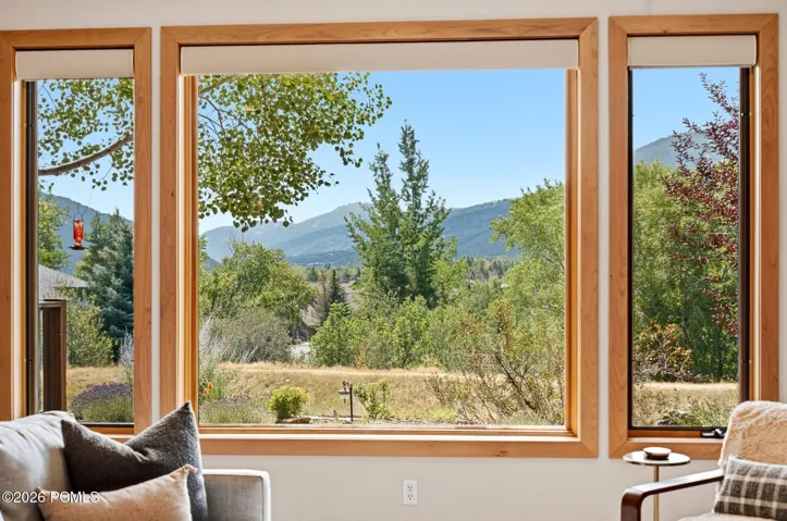 Expansive picture window brings in all the natural light and allows you to take in spectacular views of Park City.
