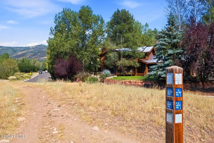 Access the extensive network of hiking and biking trails directly across the street from your home. Sun Peak HOA boasts 312 acres of open space and managed trails for you to enjoy!
