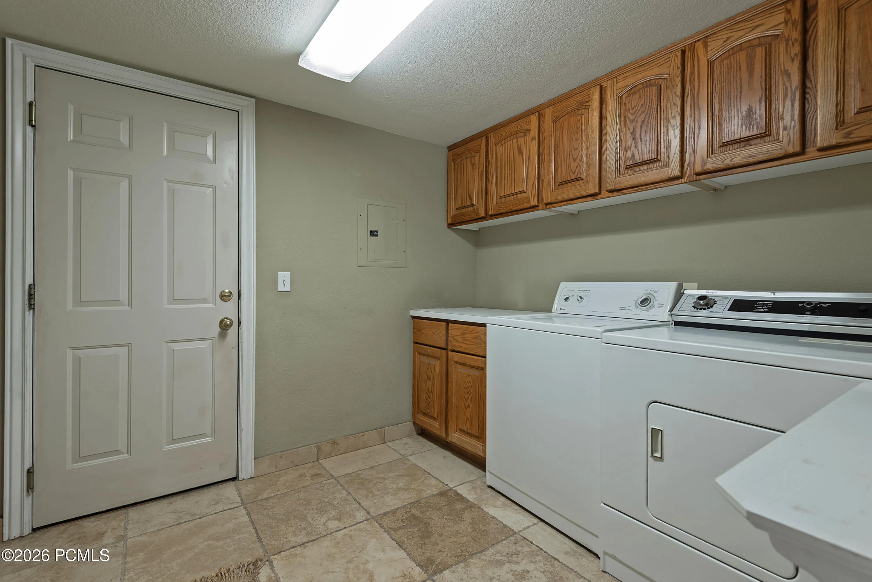 Main Level Laundry to the Garage