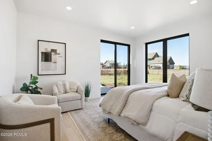 Main Level owner suite