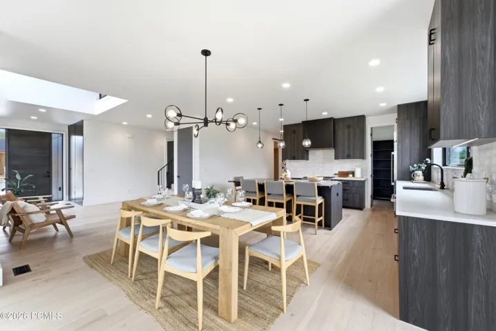 Dining with kitchen