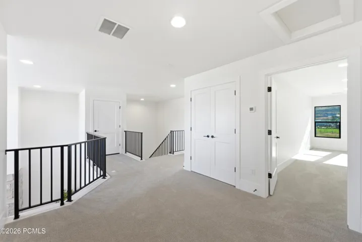 Upper level loft