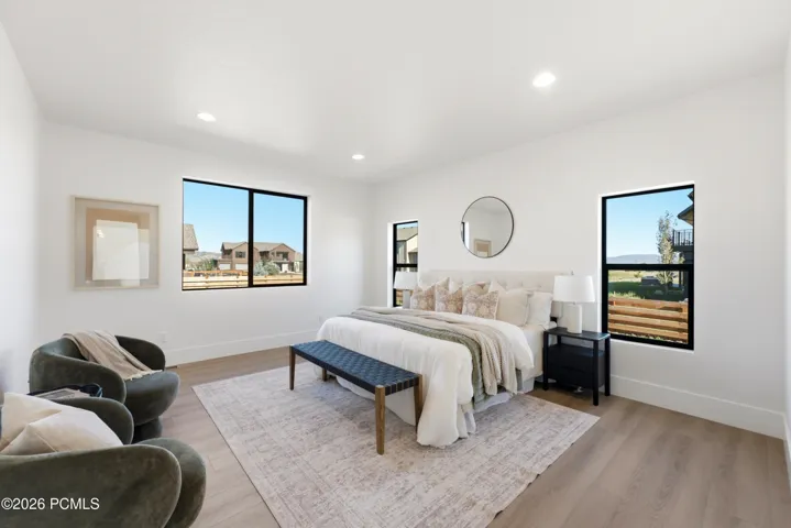 Main level owner suite