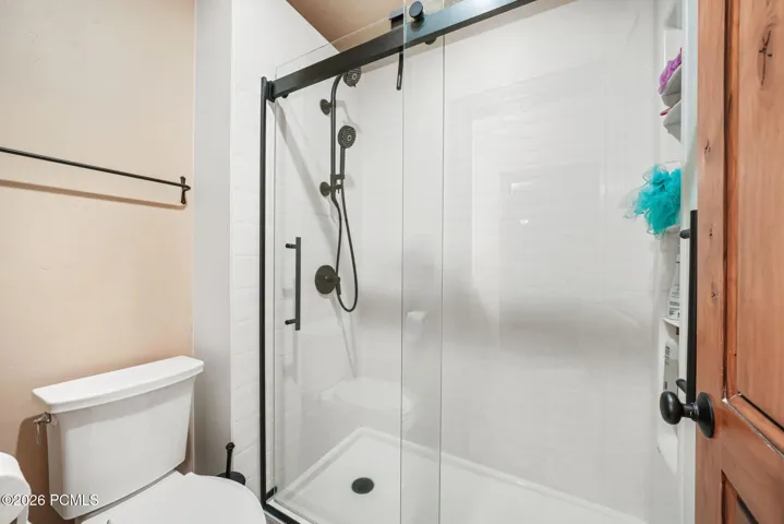 Jack & Jill Bath Basement