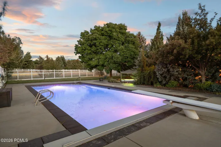 In Ground Pool