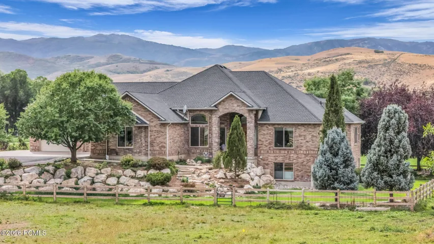 Front Pasture view of home 2