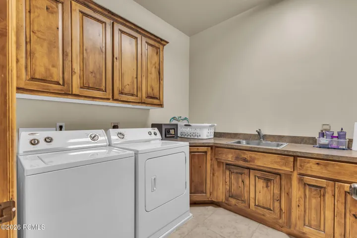 Downstairs Laundry Room