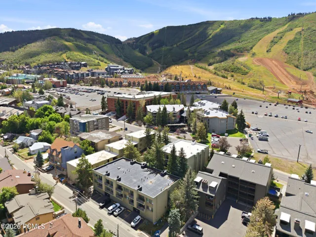 Great location for skiing/snowboarding winter-summer biking and hiking trails