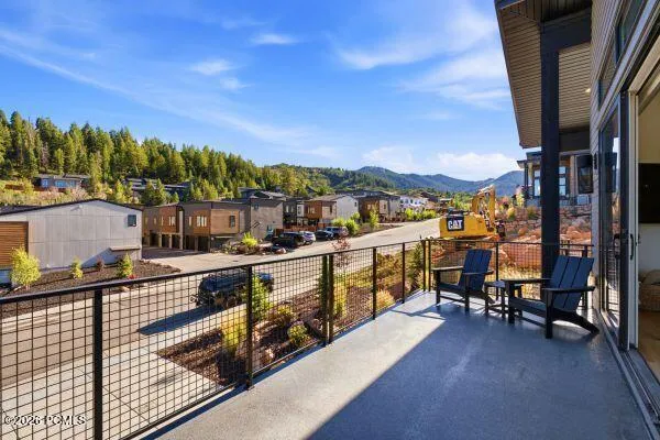 The photos are renderings only - these photos are for a similar unit in Discovery Ridge. Not this actual model.
