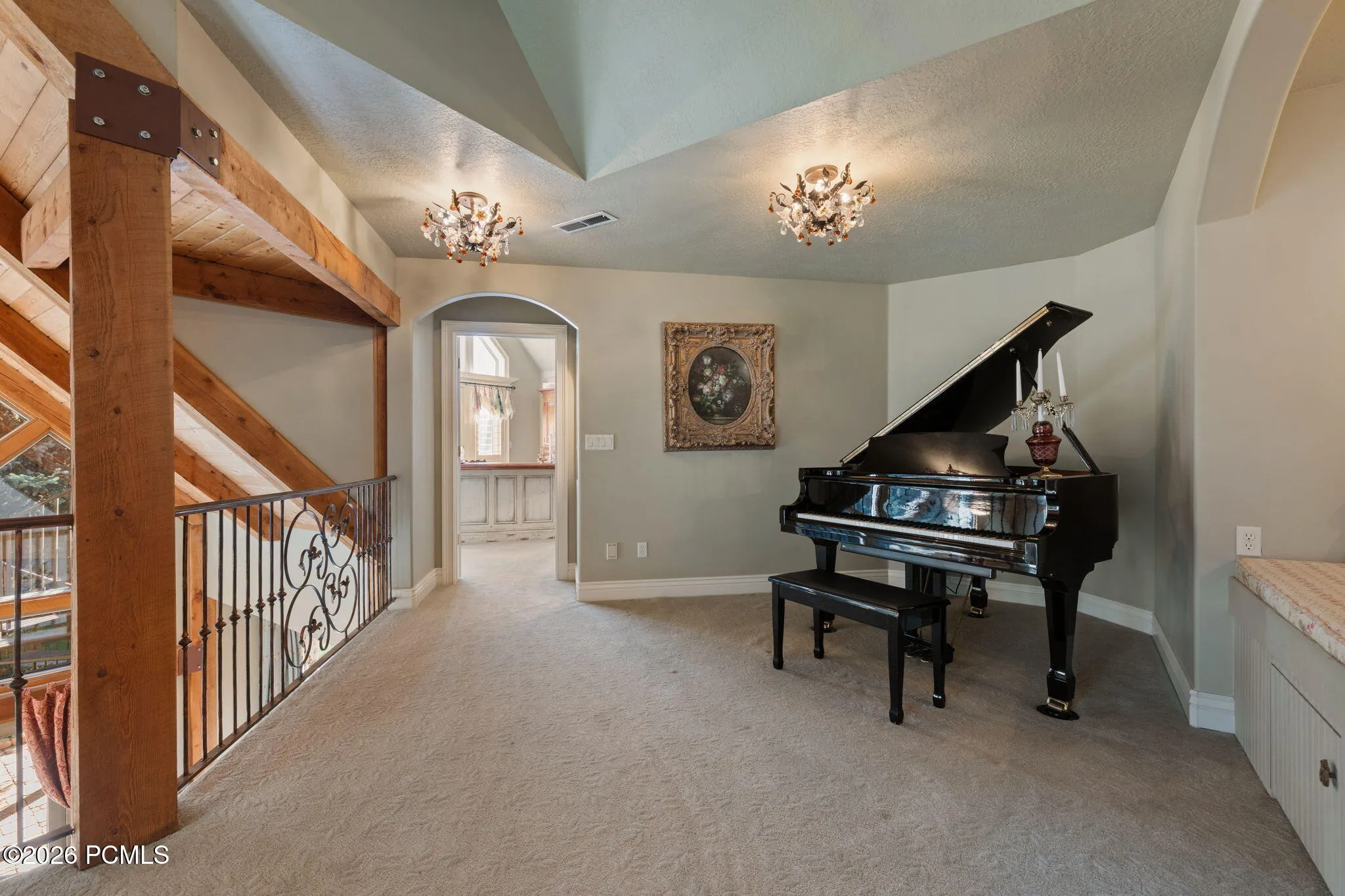 Upper level loft