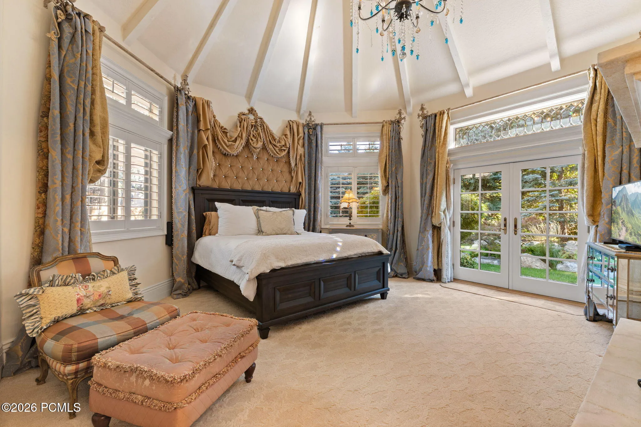 Primary suite