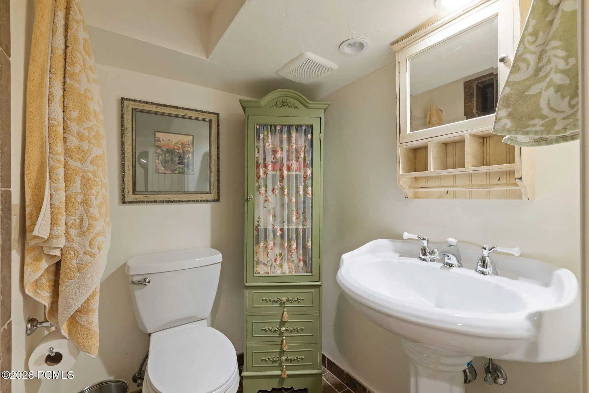 Bathroom #2 in cottage