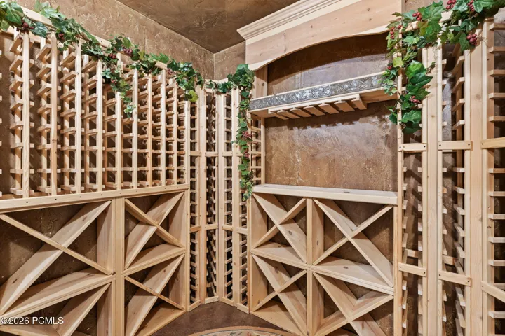Wine cellar could be converted into a sauna