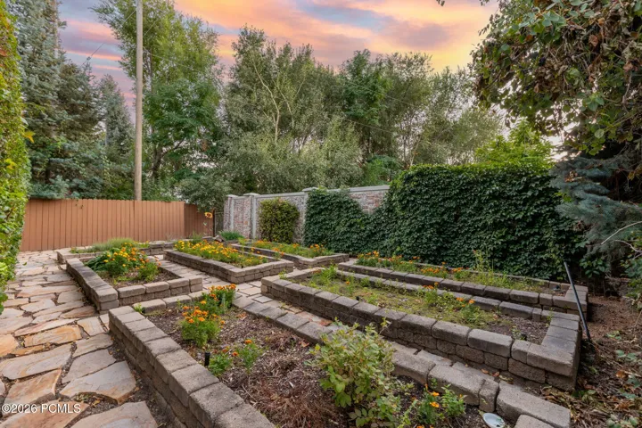 Raised garden boxes