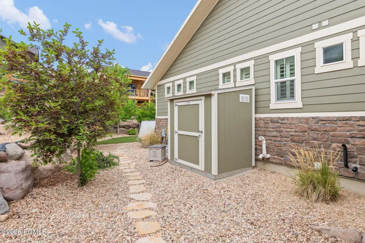 Shed