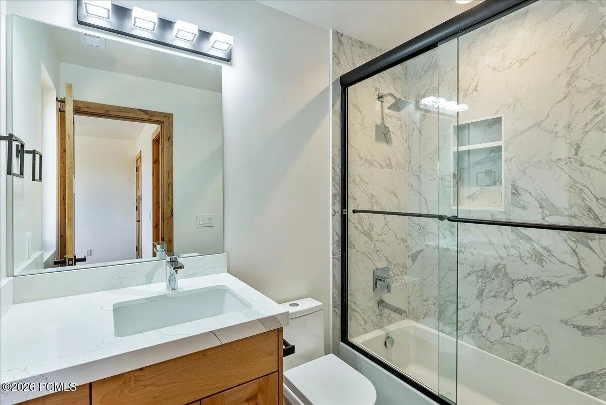 Ensuite bathroom
