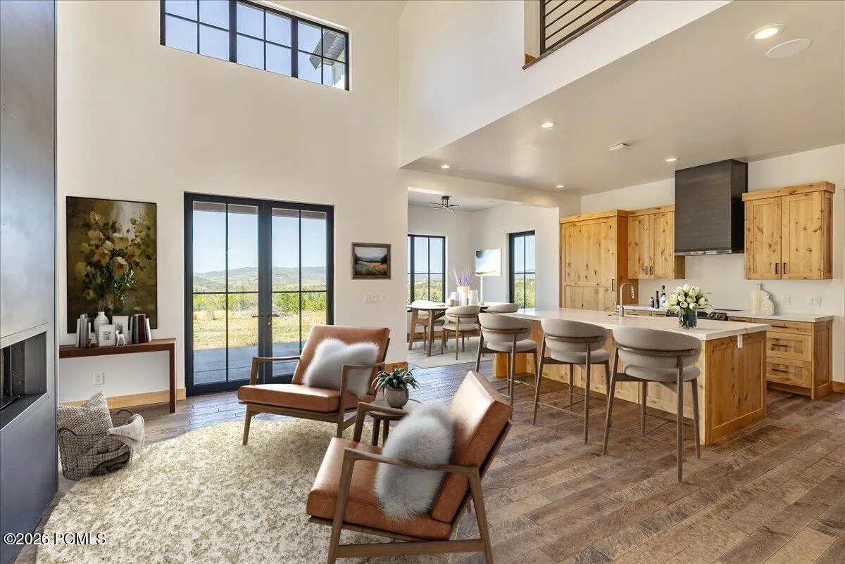 Kitchen and sitting area