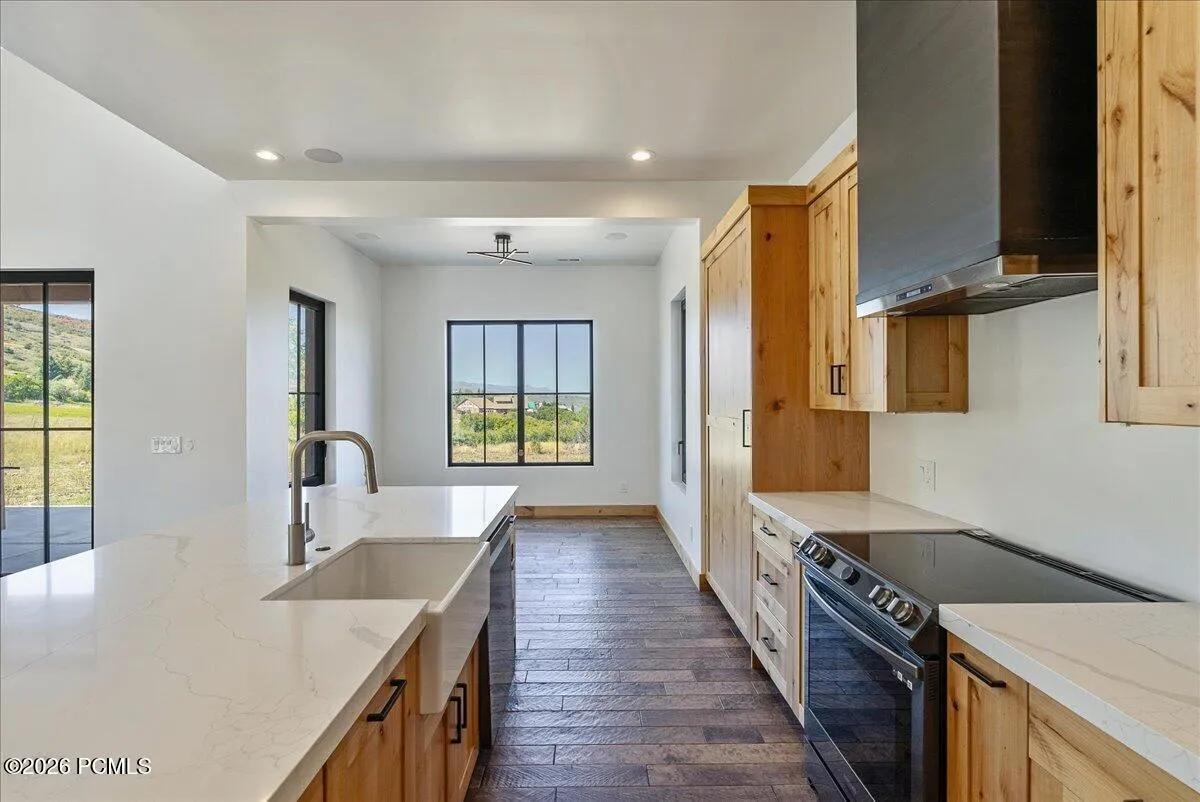 Kitchen/dining area