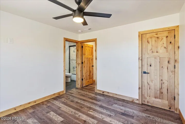 Bedroom with ensuite