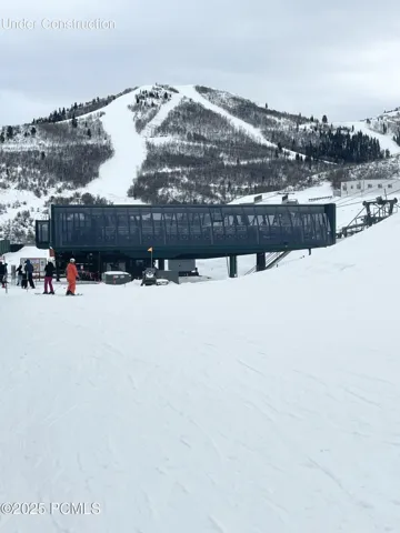 Heated ski lift