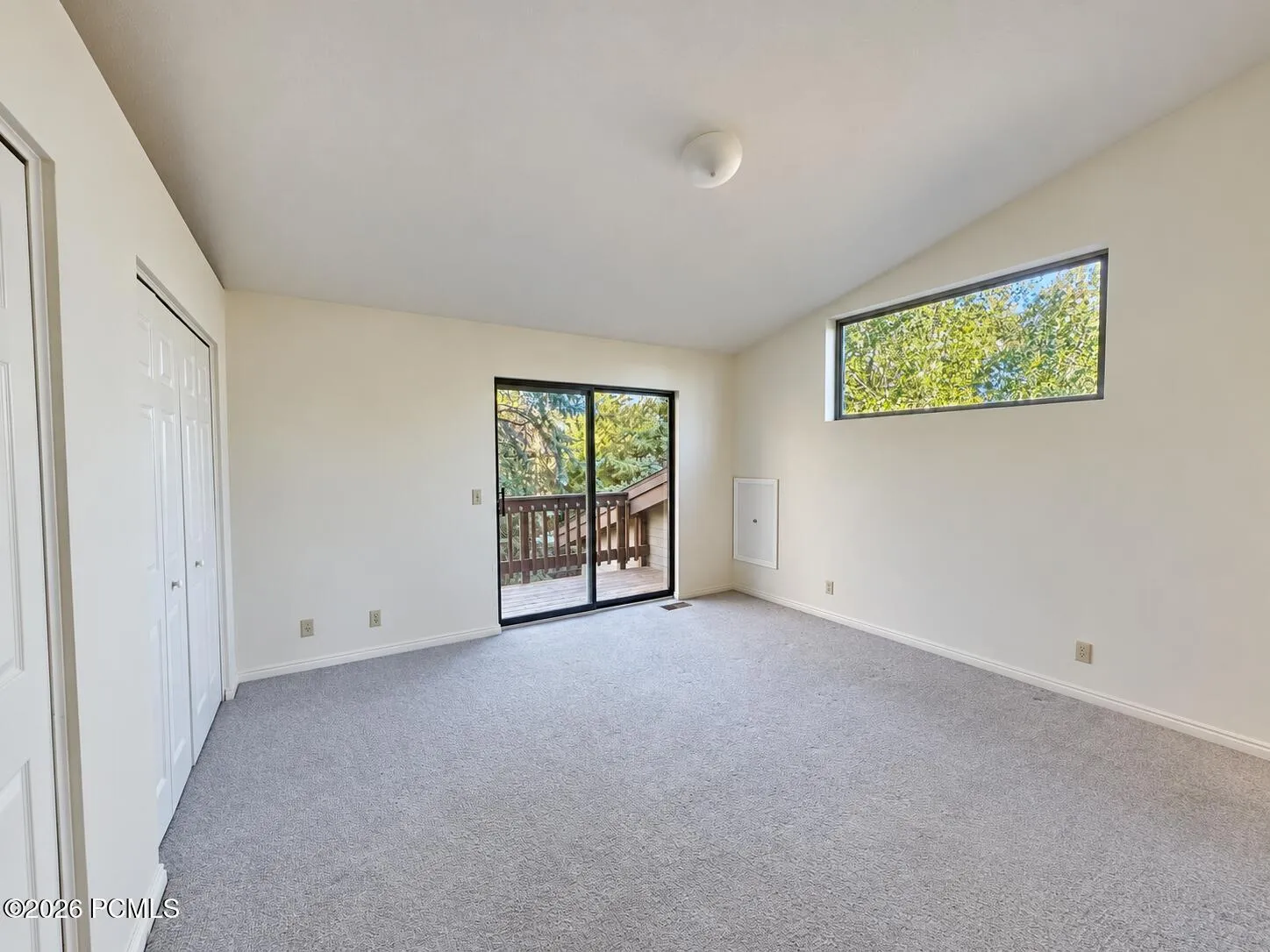 Master Bedroom Up - 2