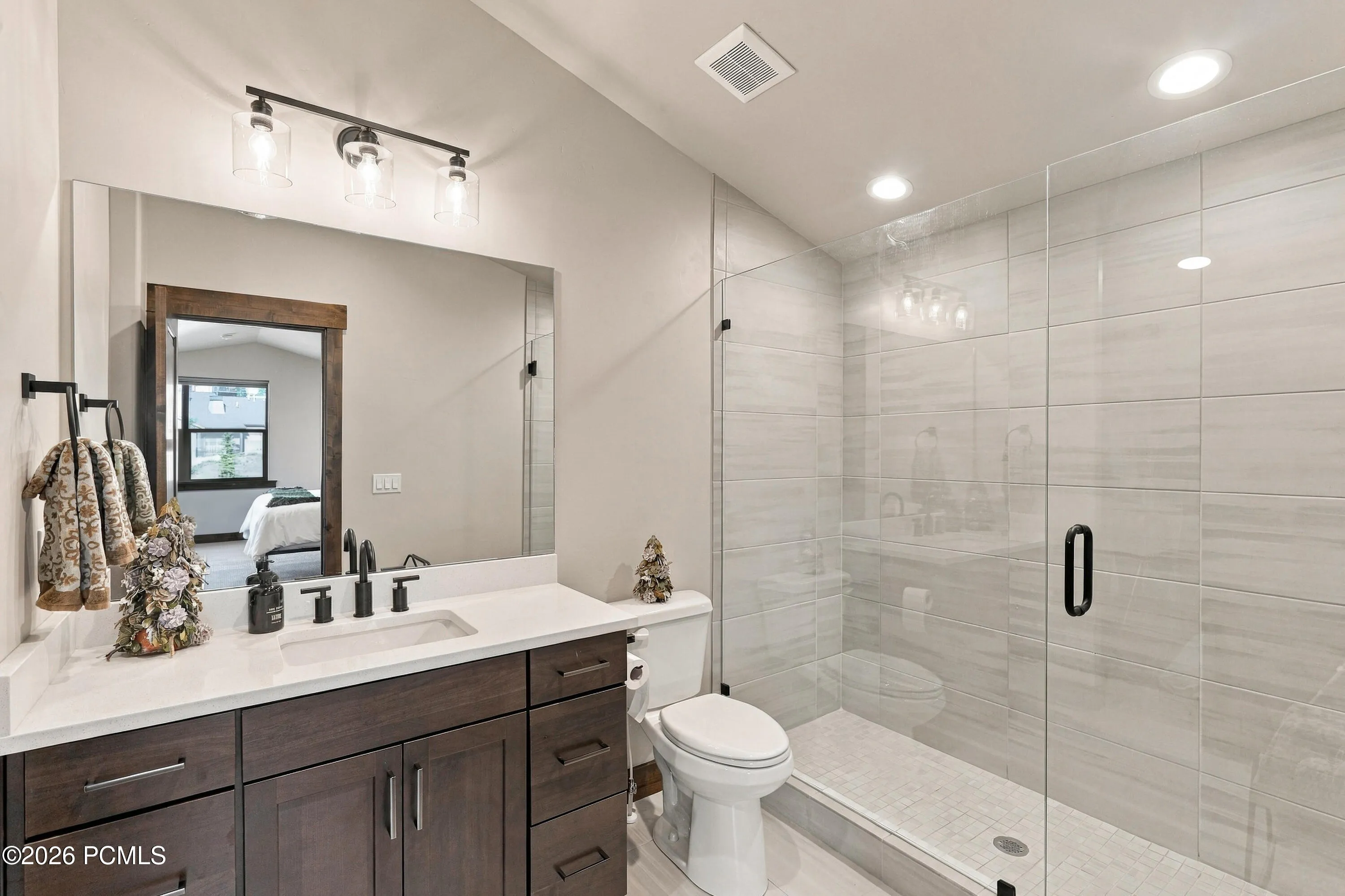 Bathroom Upstairs