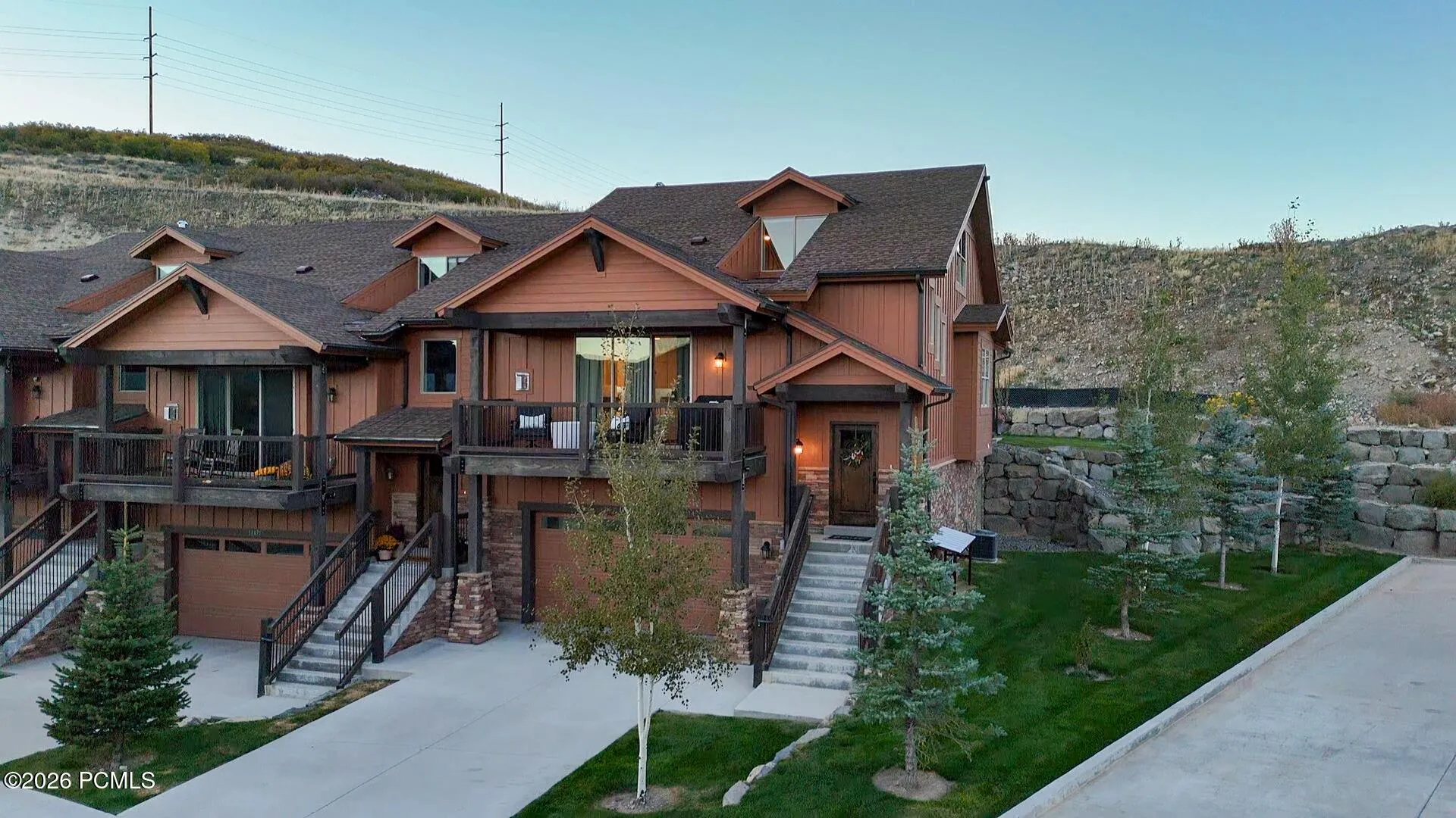 Blackrock Ridge End Unit Townhome, 40 min to SL Airport, 7 min to Park City Main St., 15 Mins to 3 World Class Ski Resorts