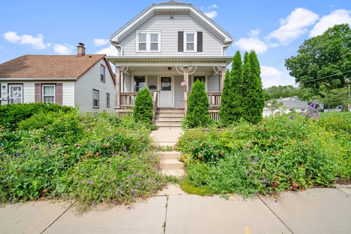 Bungalow on Corner Fenced Lot.