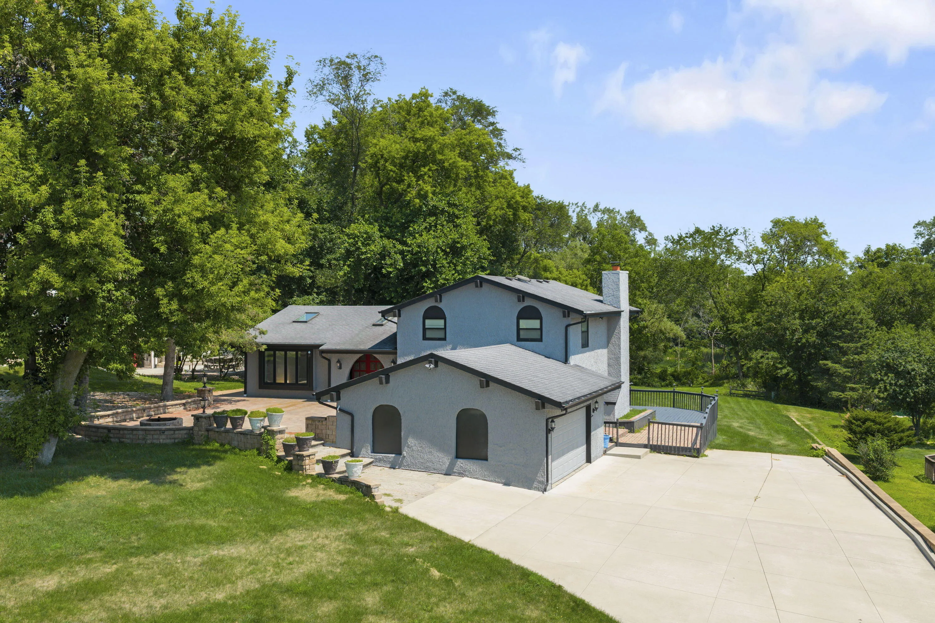 W210N11120 Mountbrooke Dr, Germantown, Wisconsin 53022, 4 Bedrooms Bedrooms, ,3 BathroomsBathrooms,Residential,For Sale,Mountbrooke,1929512