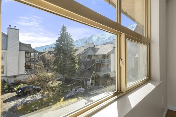Details featuring a mountain view