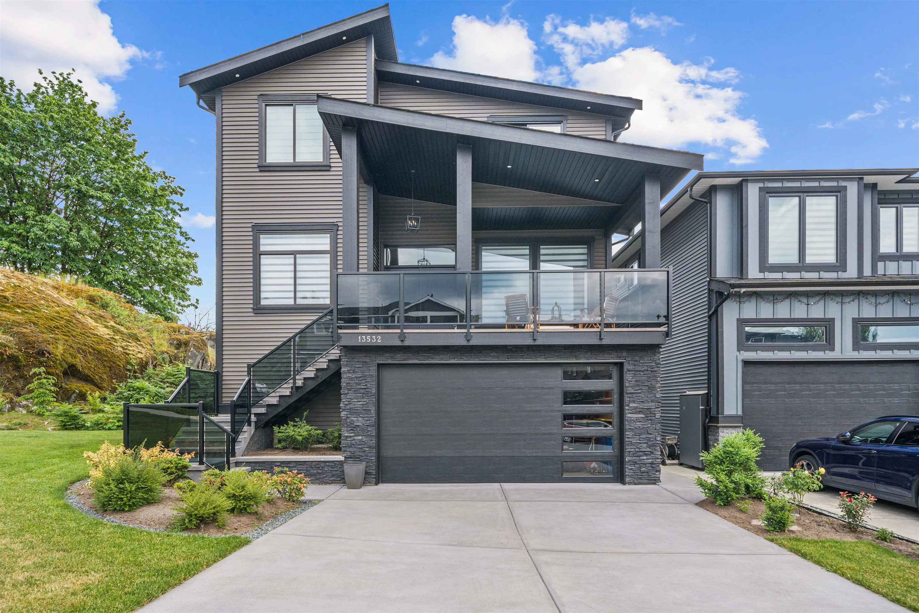 13532 Birdtail Drive, Maple Ridge, BC V4R 0J2