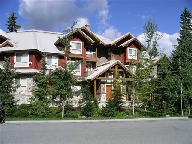 Craftsman inspired home with a chimney