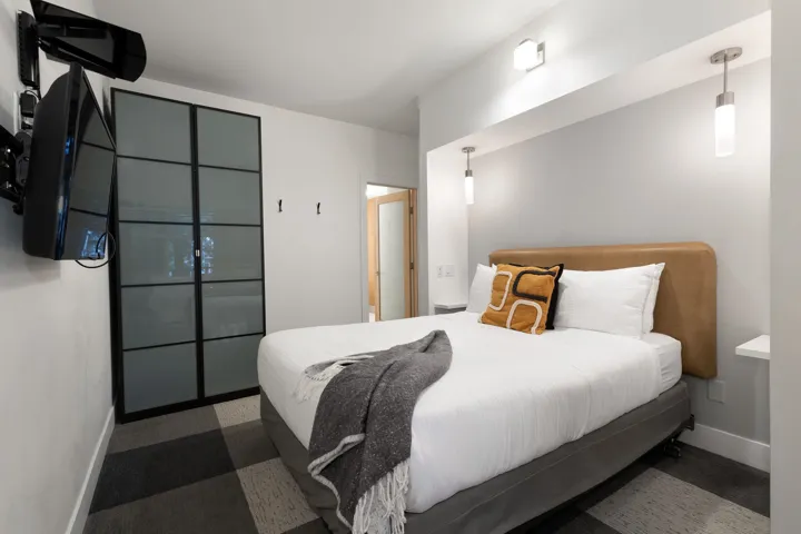 Bedroom featuring baseboards