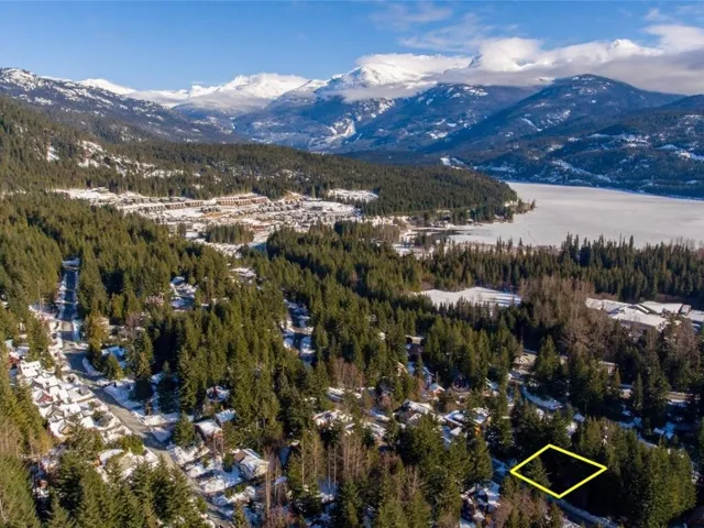 View of property location with mountains and property parcel outlined