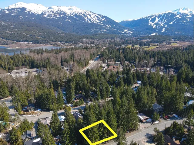 View of property location with a mountainous background and property parcel outlined