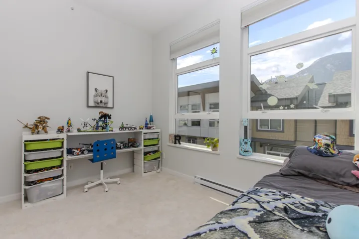 Spacious bedroom with built in closet