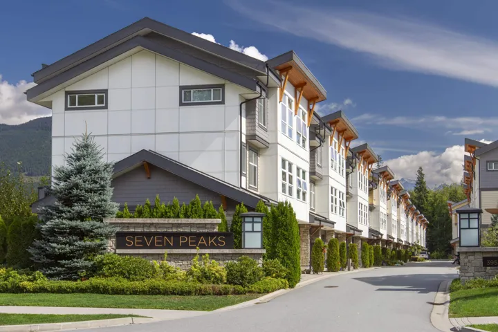 Seven Peaks - local, family oriented community.