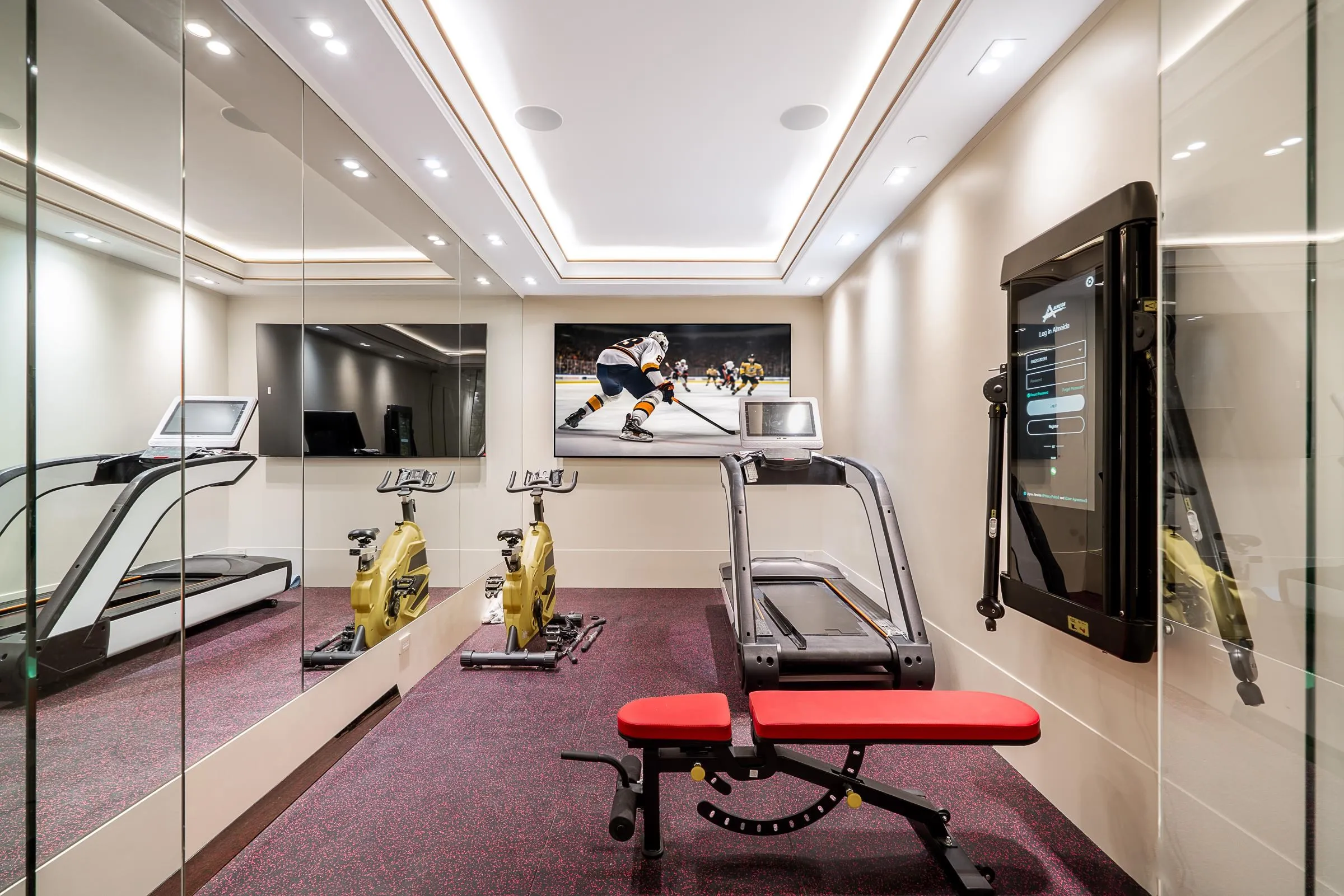 1121 Crestline Road, West Vancouver, BC V7P 3S8