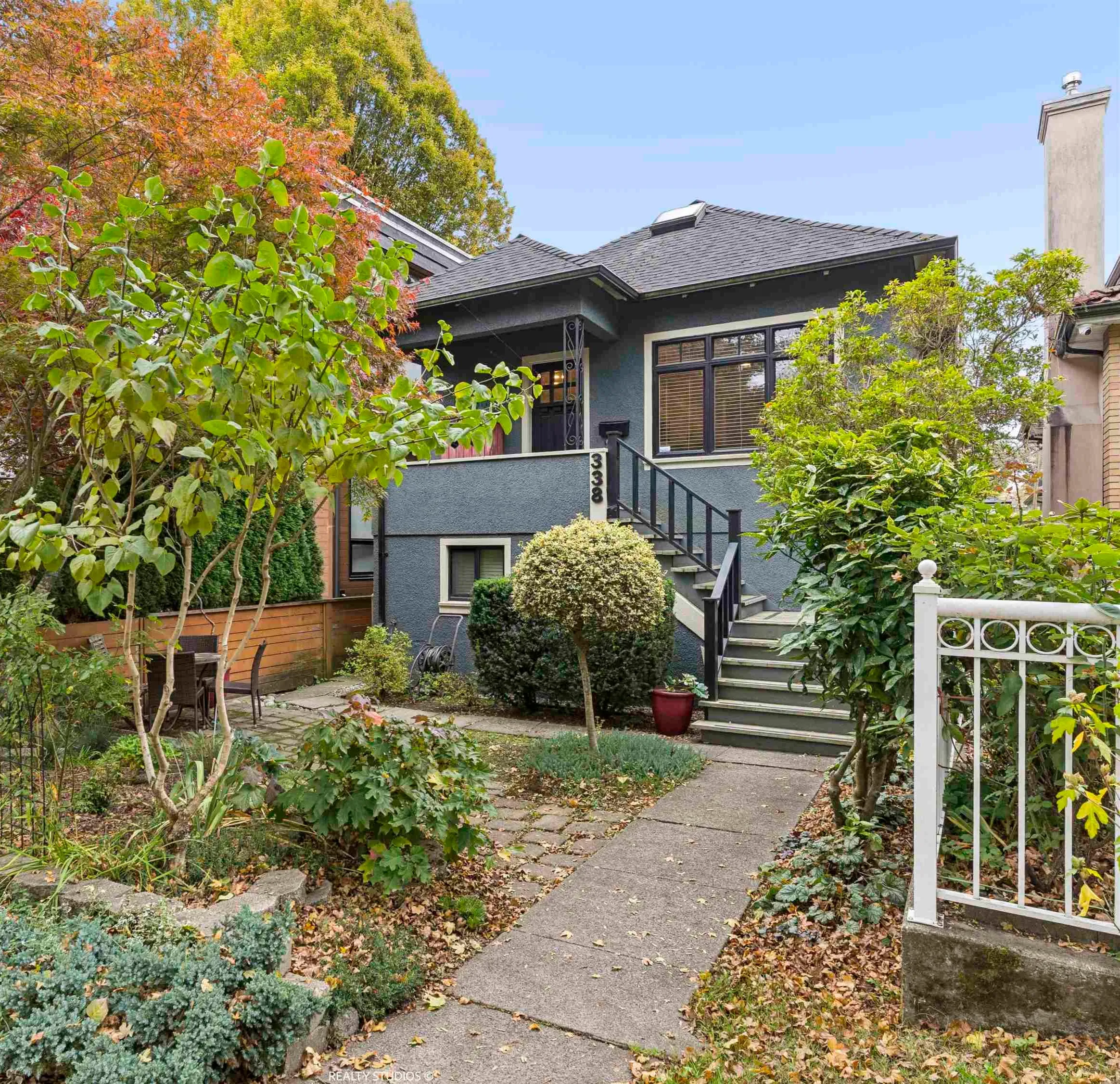338 E 20th Avenue, Vancouver, BC V5V 1M3