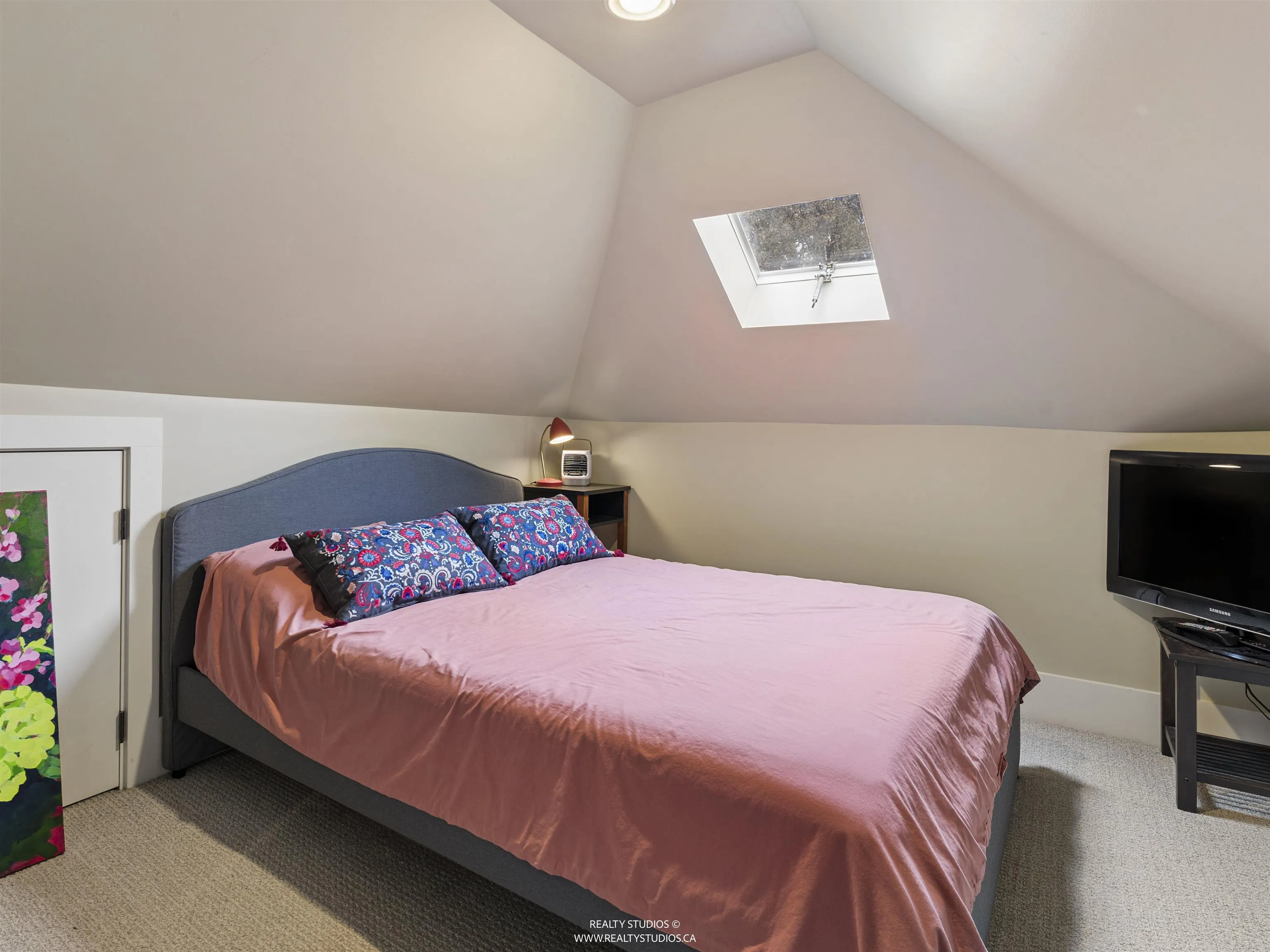 338 E 20th Avenue, Vancouver, BC V5V 1M3