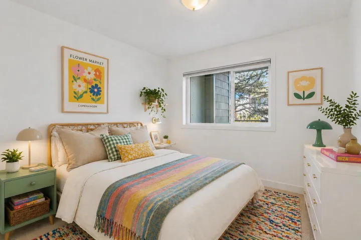 This photo is virtually staged