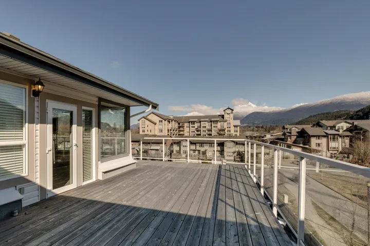 Common reading/games room area